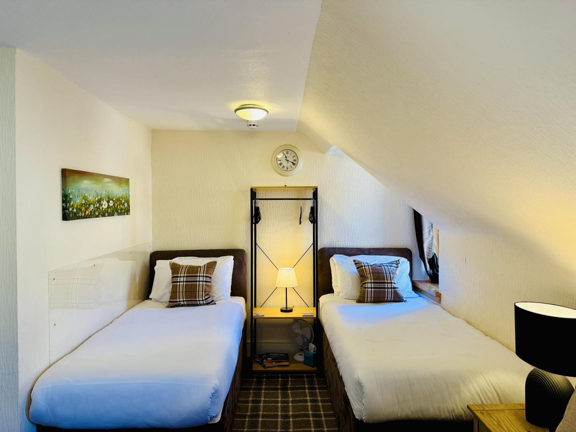 Pitfaranne Guest House, Inverness